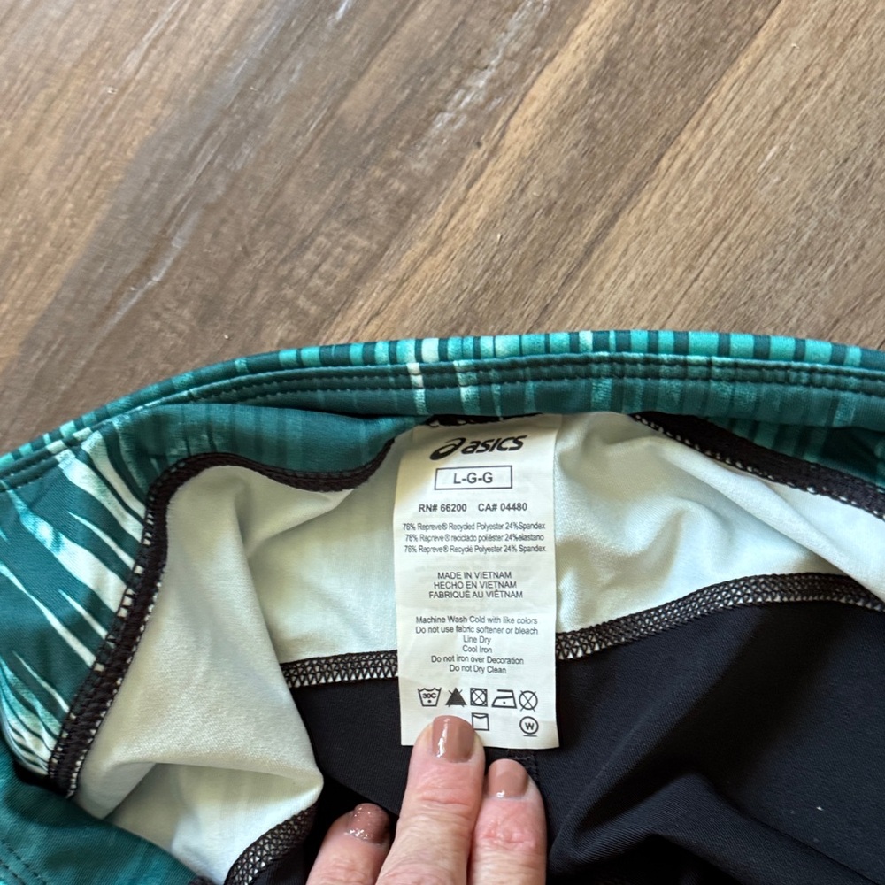 Asics Black and Green Athletic Leggings - Picture 4 of 7